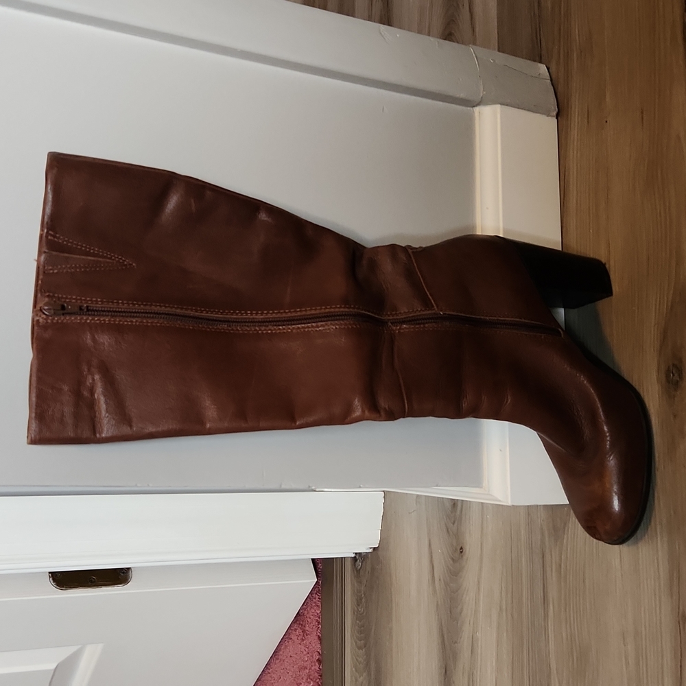 Knee hight boots